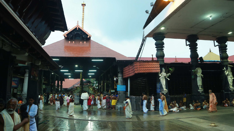 Kuruvayur temple